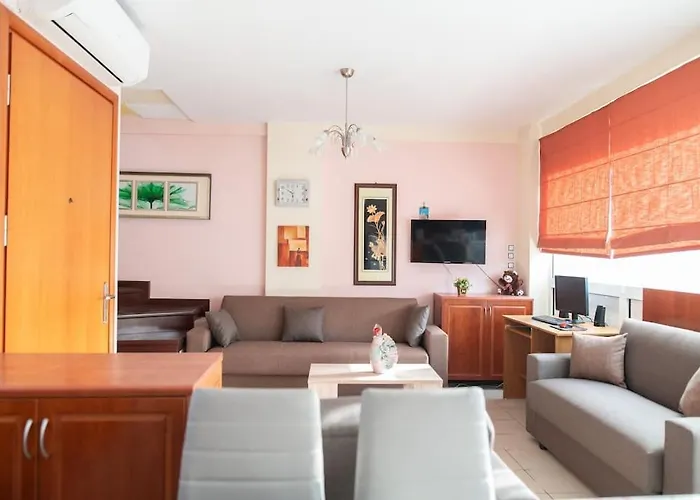 Valantoula - Near Odeon بلدة كوس